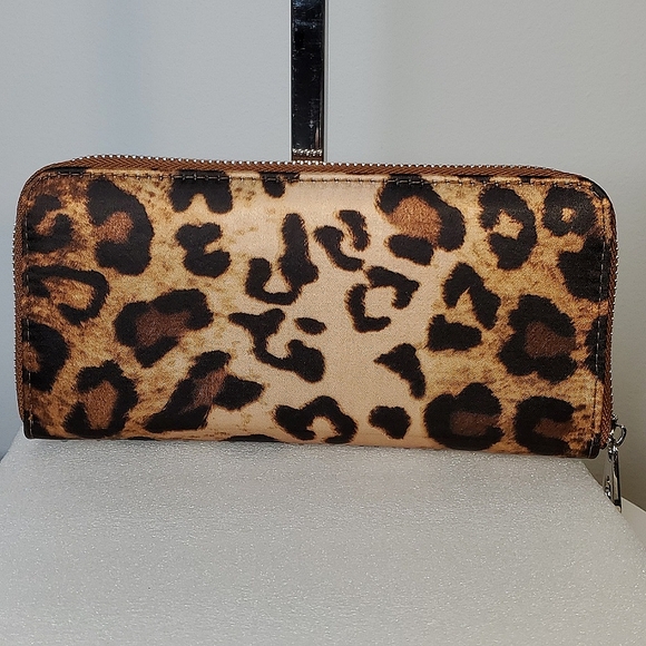 Animal Print Rhinestone Bling Beige Tan Wallet - Picture 4 of 6